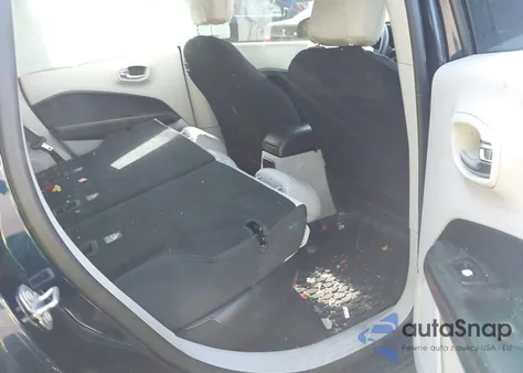 2019 Jeep Compass Limited 4X4 z USA, uszkodzony, nr VIN 3C4NJDCB1KT680147